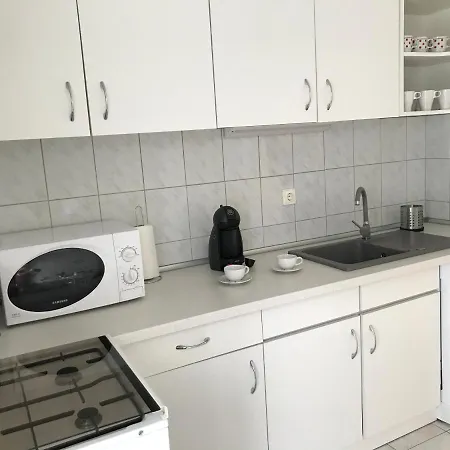 Sup Apartman- A Calm Place In Vibrating Apartament
